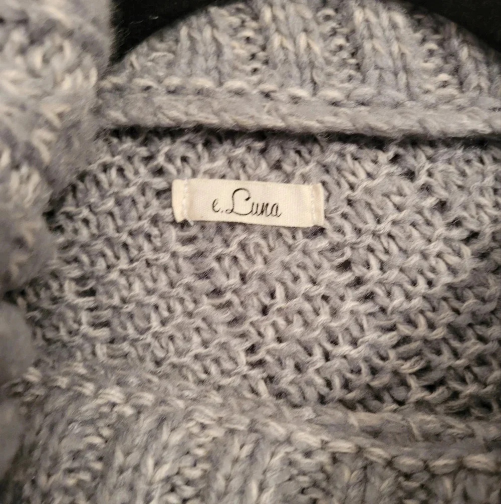 e LUNA gray knit split turtleneck pullover poncho sweater Women's OS warm cozy - Picture 4 of 7